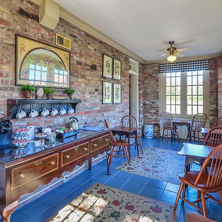 Cedars Of Williamsburg Bed & Breakfast Exterior photo